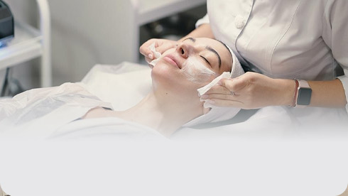 Chăm-sóc-da-chuẩn-y-khoa--Xu-hướng-giúp-Spa-khác-biệt-trong-thị-trường-cạnh-tranh